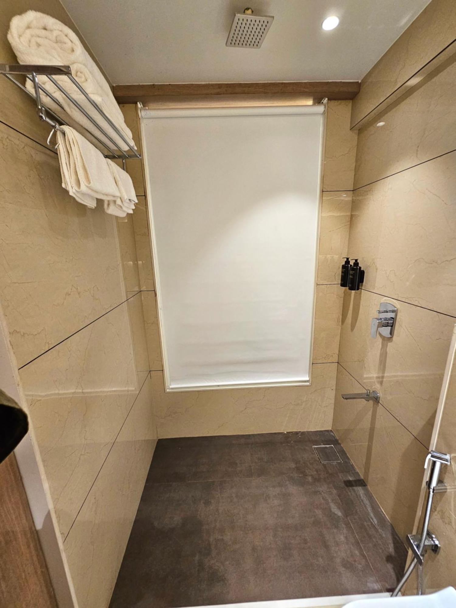 Hotel Golden Nest Thane Dış mekan fotoğraf